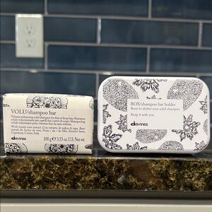 Davines VOLU Shampoo Bar with Holder - Black and White
